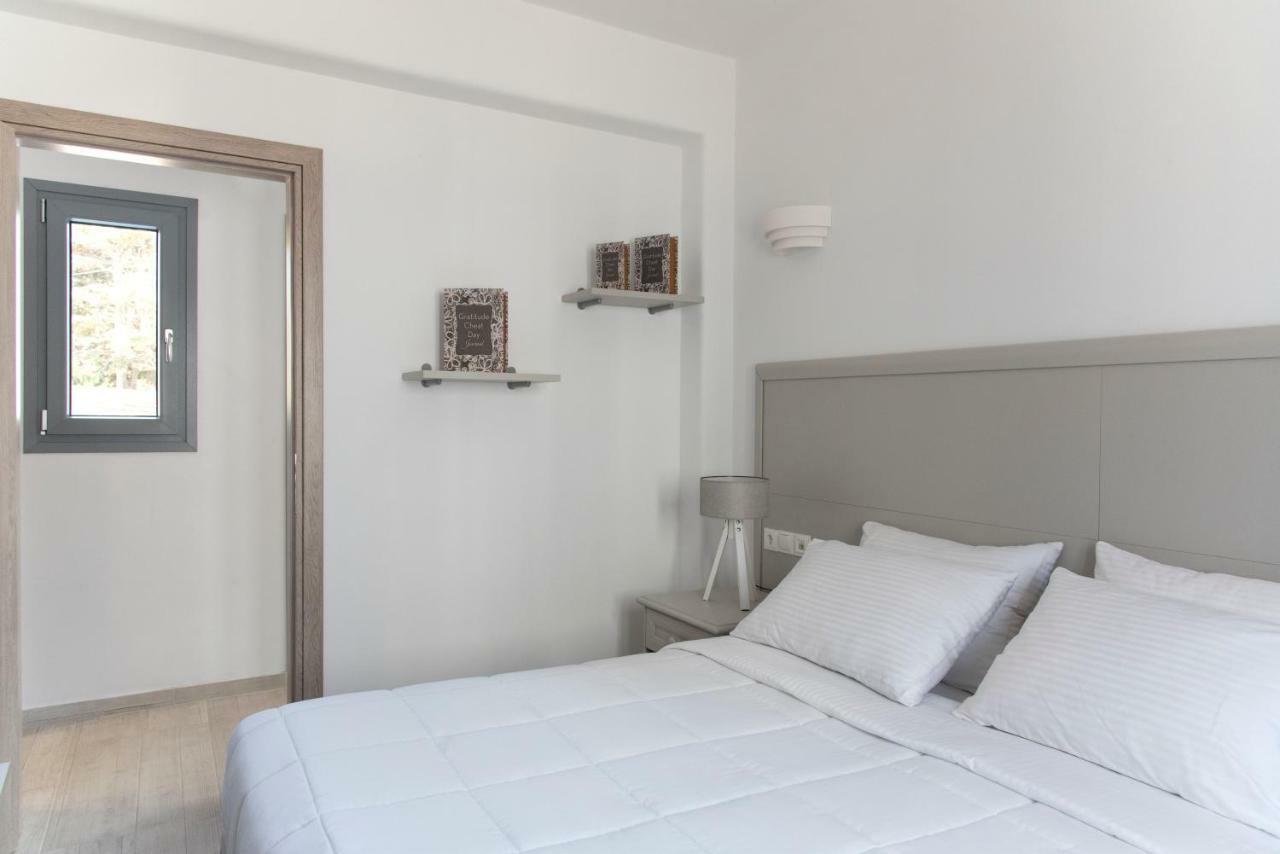 Paros Elitas Villas Екстер'єр фото